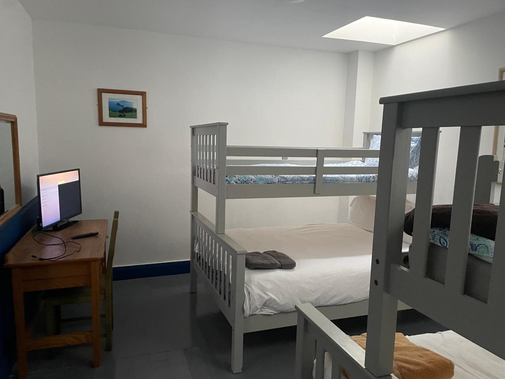 Coastguard Lodge Hostel At Tigh Tp Glaise Bheag Exteriér fotografie