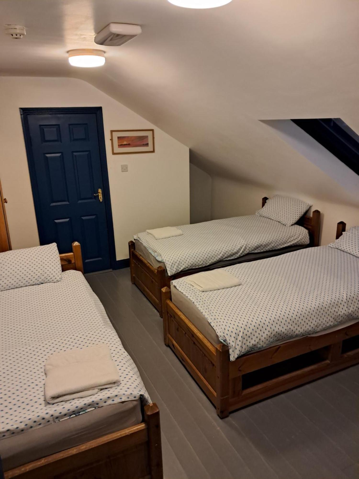 Coastguard Lodge Hostel At Tigh Tp Glaise Bheag Exteriér fotografie